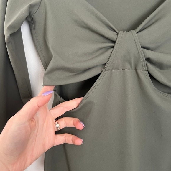 Abercrombie & Fitch Soft A&F Collection Cutout Bodice Chest Stretchy Bodysuit - Picture 6 of 11